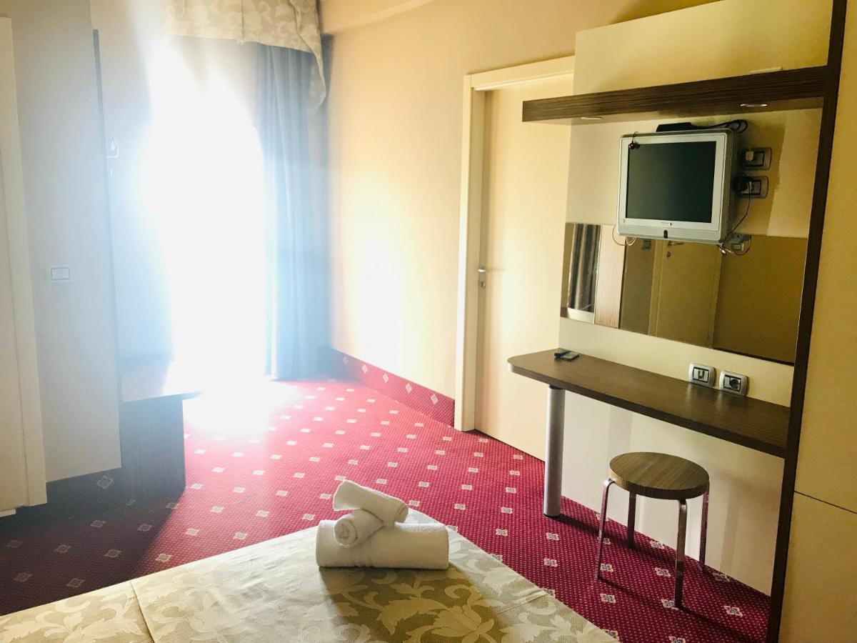 Emotion Vacanze Cesenatico Dış mekan fotoğraf