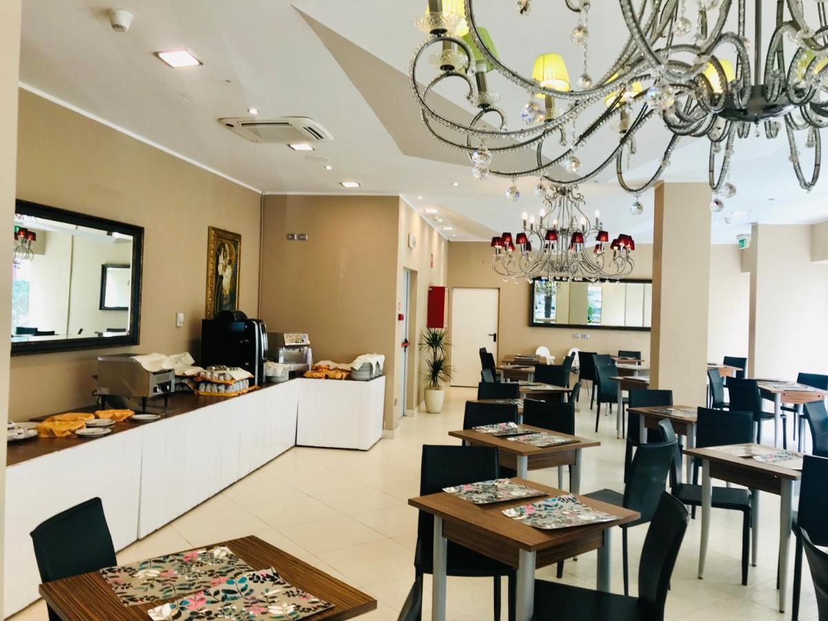 Emotion Vacanze Cesenatico Dış mekan fotoğraf